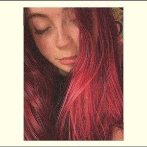 Meet your Posher, Ehlissa